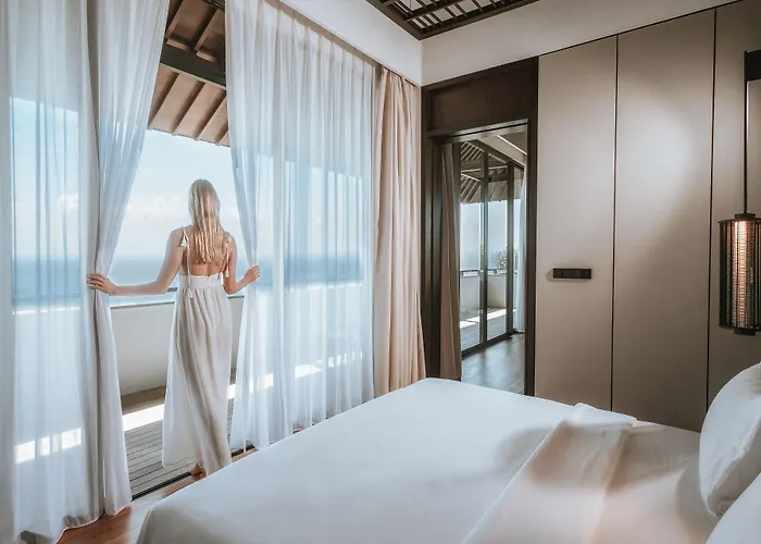Radisson Blu & Bali Uluwatu